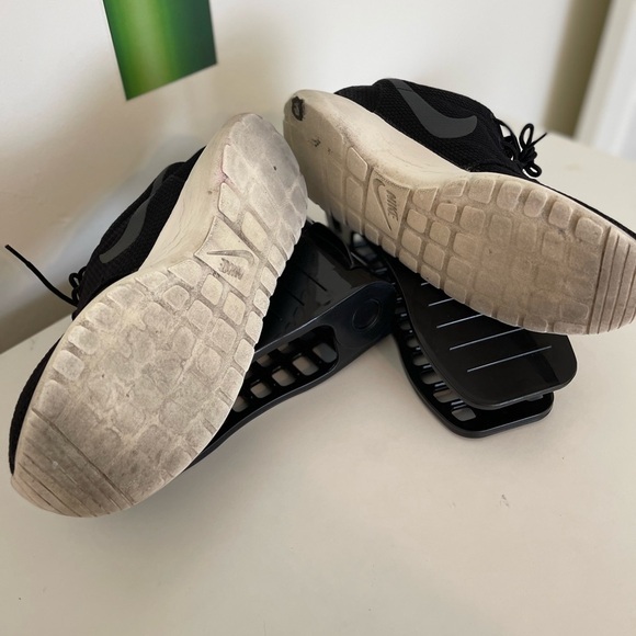 Nike Mens Black Roshe - Picture 5 of 6